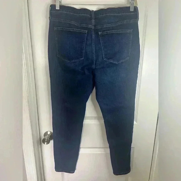 J. Crew Women’s 8” Dark Denim Mid-Rise Skinny Jeans - Size 33 - Picture 3 of 5